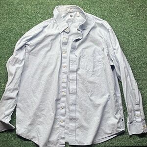 GAP Men's Casual Light Blue Button-Down Shirt